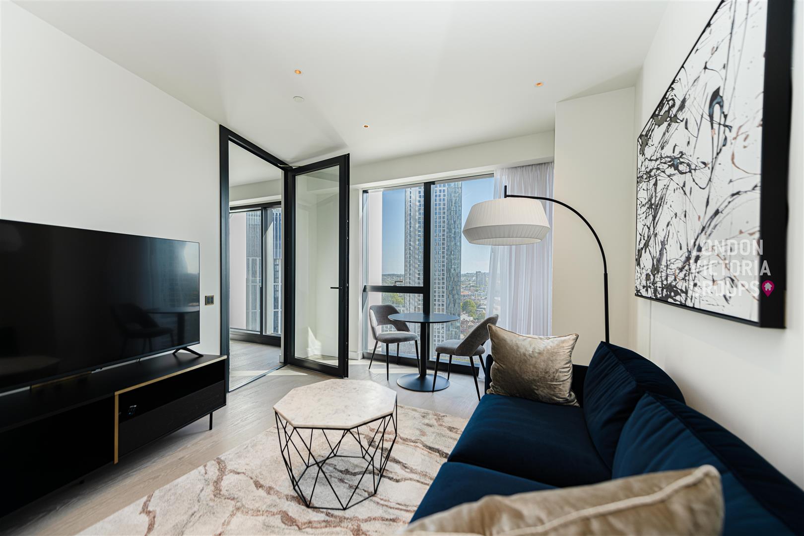 1 bed property in 1 Nine Elms Lane, London
